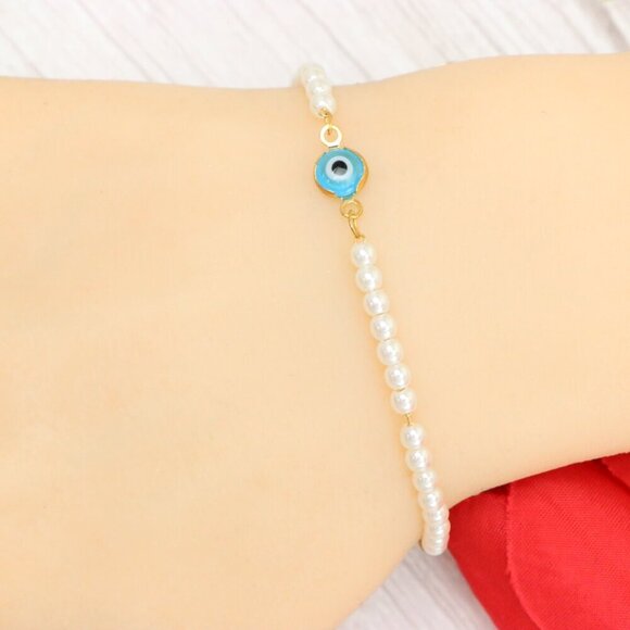 "Trendy Handmade Bracelet – A Thoughtful Gift for Girls & Women | UNVRC1461 - Picture 5 of 10